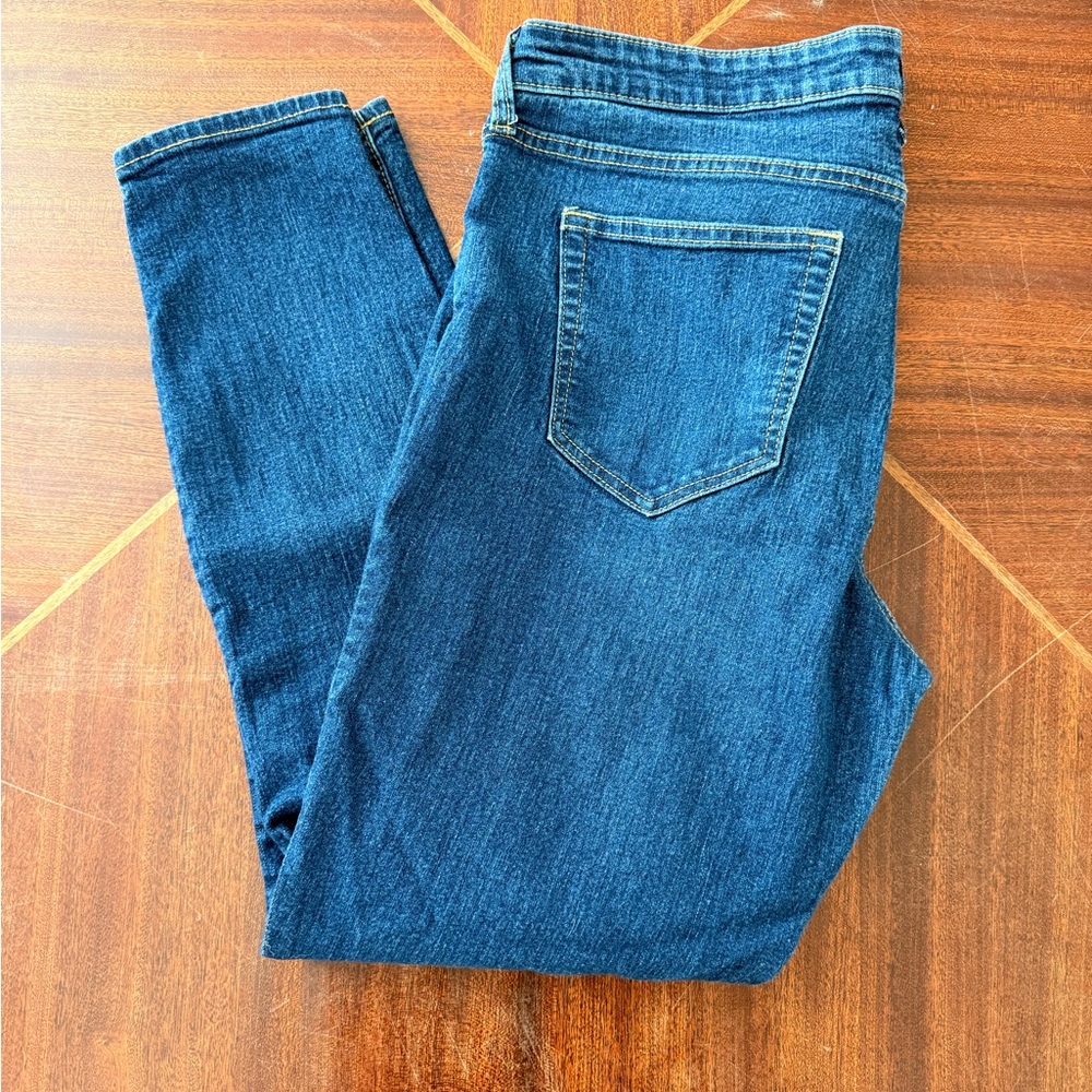 GAP Women's Deep Blue Skinny Jeans